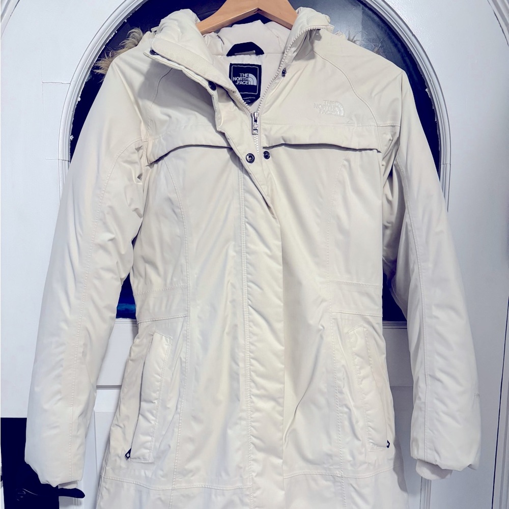 Women’s The North Face down parka